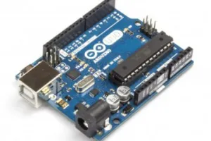 Arduino UNO